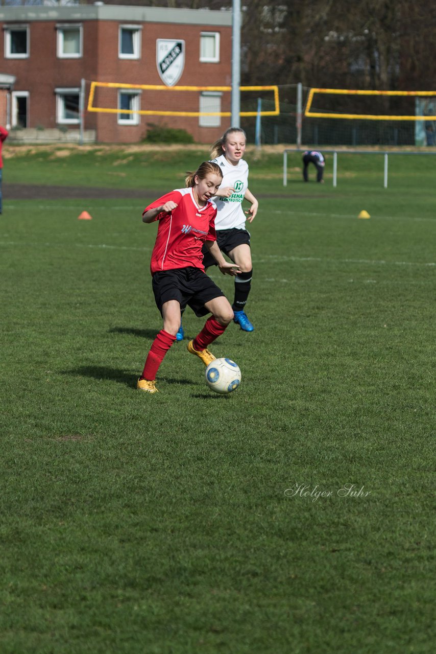 Bild 52 - C-Juniorinnen Kieler MTV -  MTSV POlympia Neumuenster : Ergebnis: 1:0